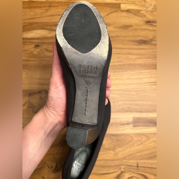 Eileen Fisher Vero Cuoio Slip On Stretchy Heels Pumps Women’s Size 6.5 Black - Picture 6 of 10